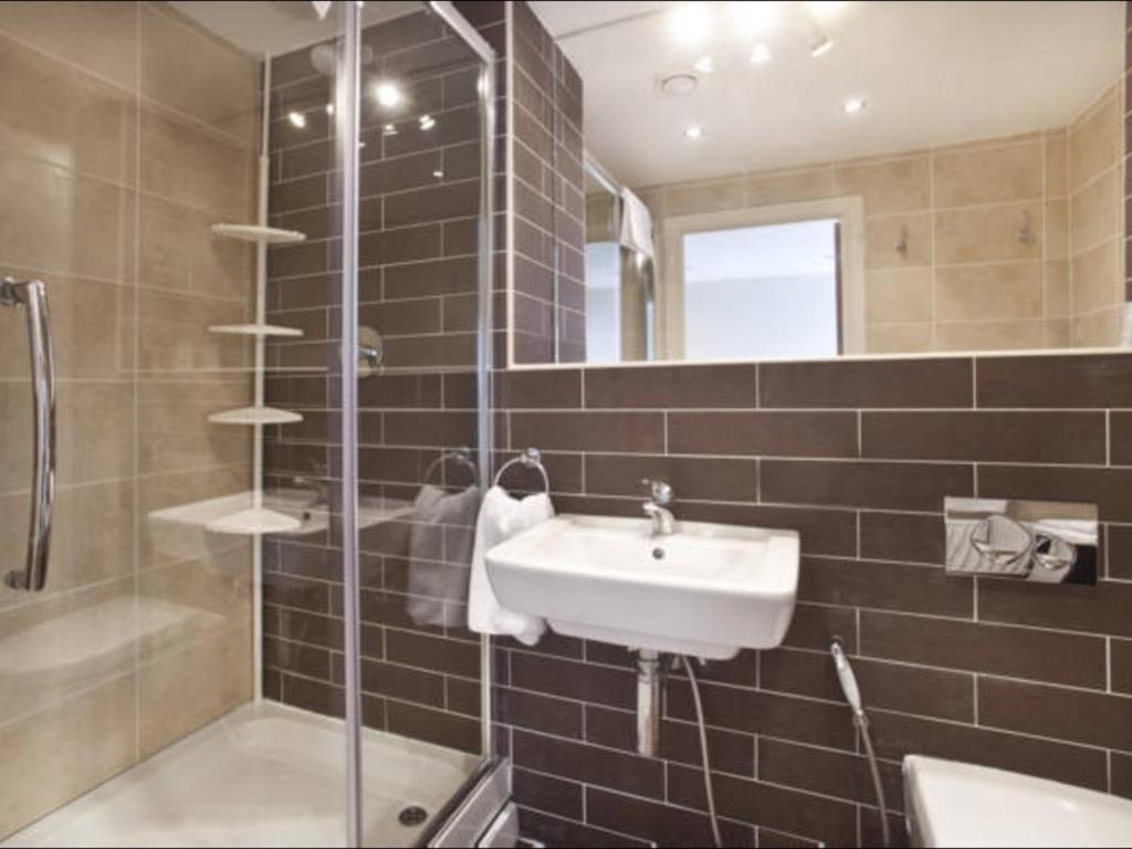 Churchill Two Bedroom Apartments With Free Parking And The Minster View York Rum bild